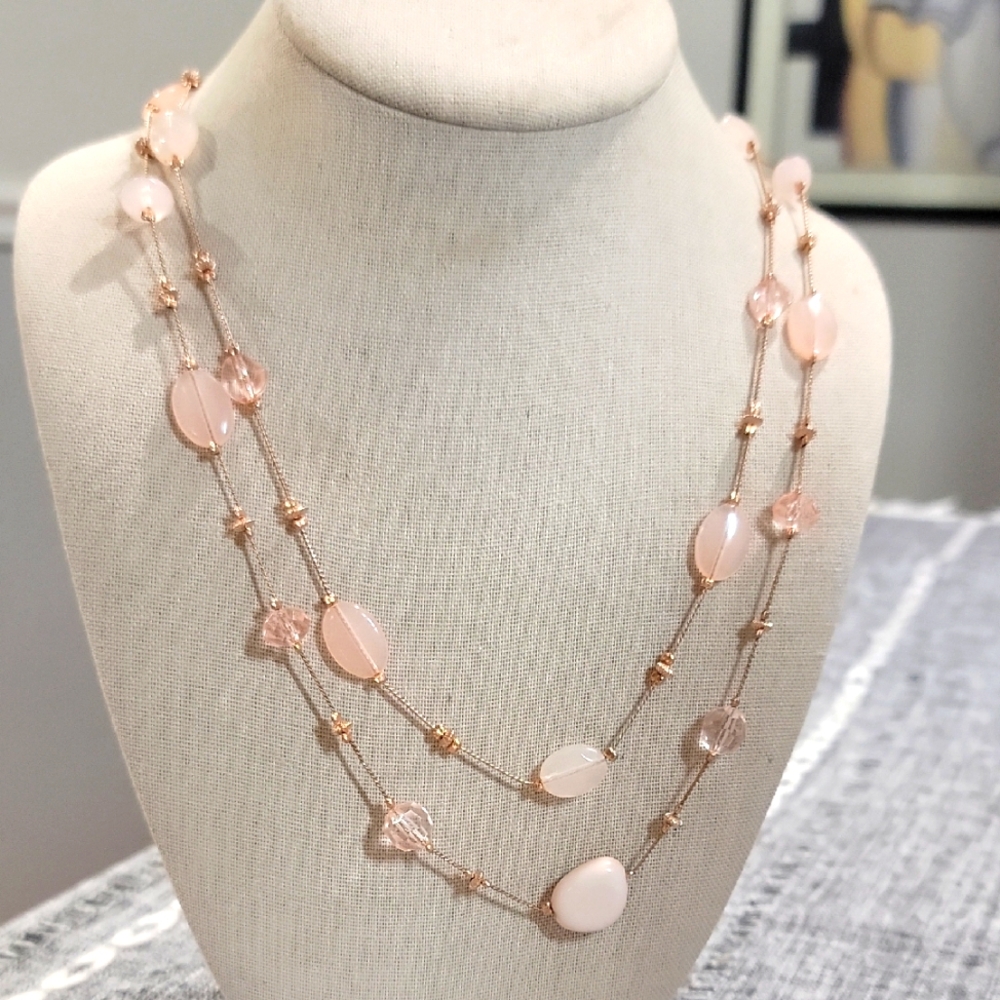 Lane BRYANR Elegant Pink Beaded Necklace